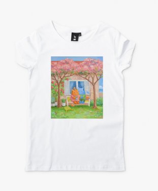 Жіноча футболка Пухнастики у квітковому саду