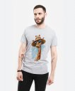 Чоловіча футболка Жираф у літньому солом'яному капелюсі