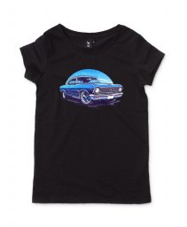 Жіноча футболка Старий потужний автомобіль