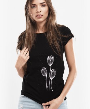 Жіноча футболка Тюльпаны