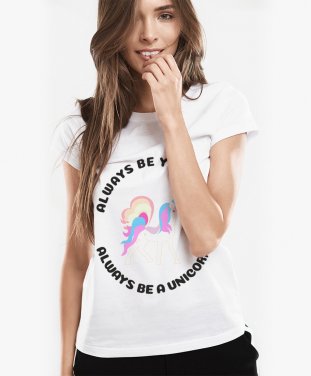 Жіноча футболка Одноріг