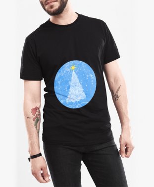Чоловіча футболка Snowy Christmas trees in the blue sky