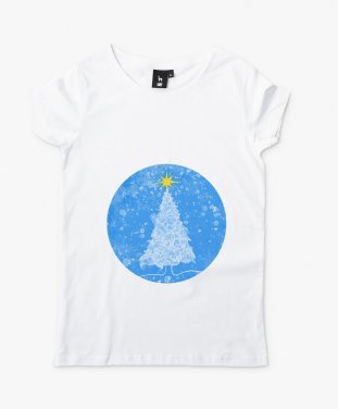 Жіноча футболка Snowy Christmas trees in the blue sky