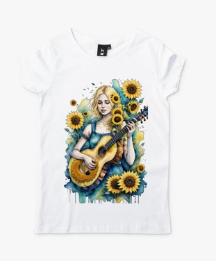 Жіноча футболка Дівчина українка, грає на гітарі