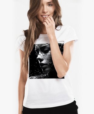 Жіноча футболка Фейс-арт дівчини