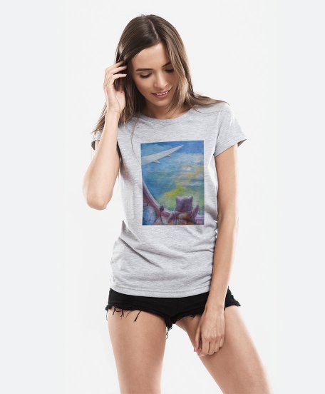 Жіноча футболка Пухнастик. Над океаном